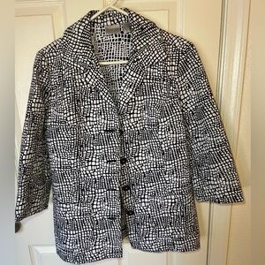 Chicos blazer, Chicos Size 1 Color Black and white